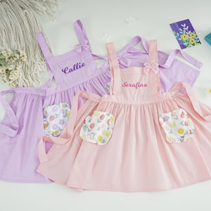 Custom Kid&#39;s Apron With Embroidery Name, Personalized Apron For Kids With Floral Pocket, Christmas Gift For Girl, Toddler Apron With Bow