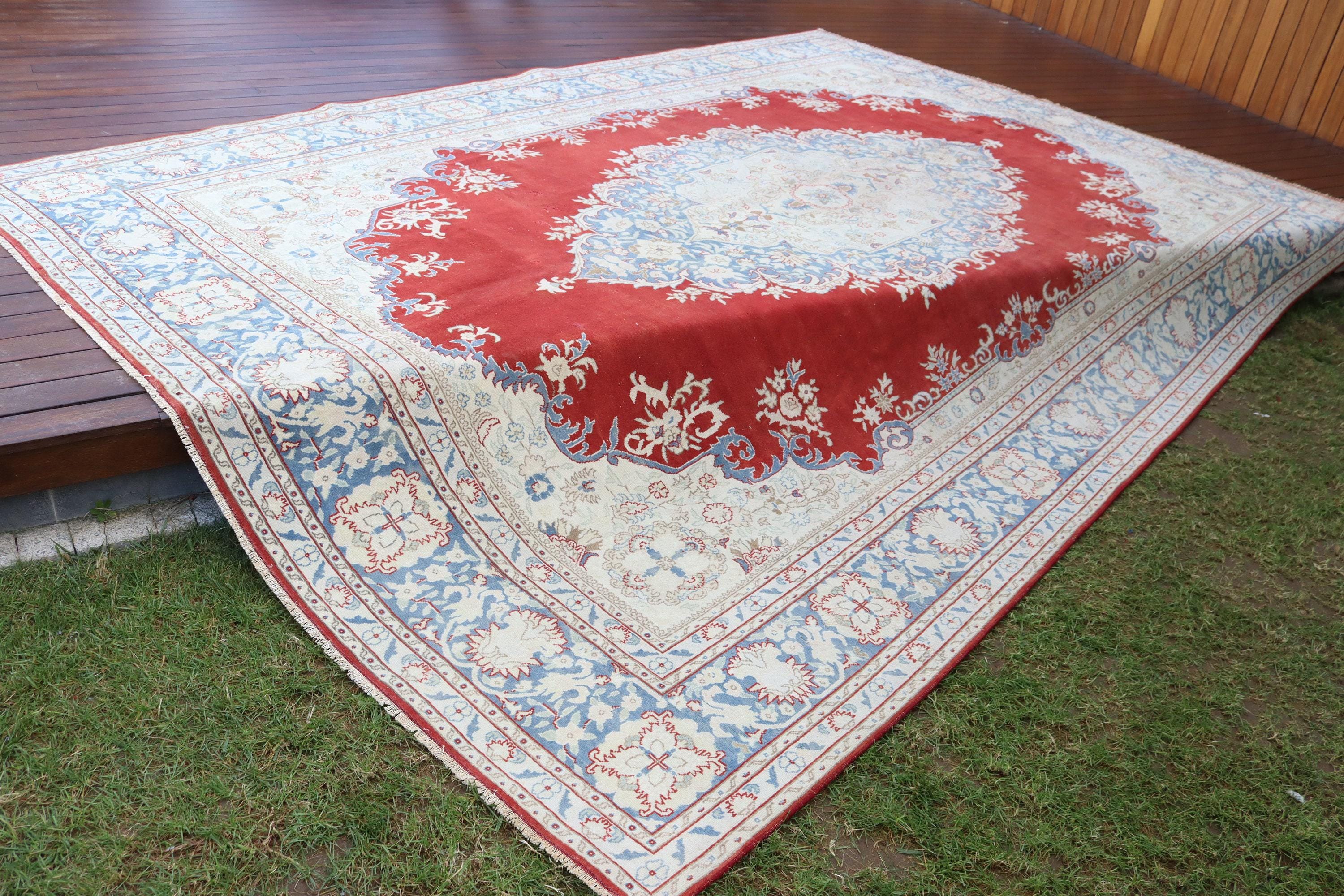 Turkish Vintage Rug, Oversize Anatolian Carpet, Living Room Decor