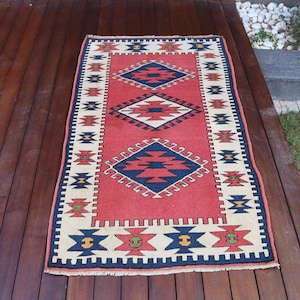 Vintage Turks kelimtapijt, handgeweven geometrisch patroon, rood en blauw, deurmat 3 x 5 ft