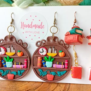 Set di orecchini mini libreria: gioielli fatti a mano in pasta polimerica per amanti dei libri