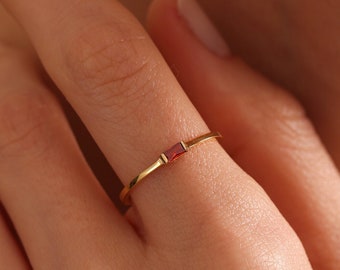 Baguette Birthstone Ring,Personalized Birthstone Ring,14K Gold Ring,Stackable Ring,Daily Ring,Bridesmaid gift,Mother's day Gift,Gift For Her