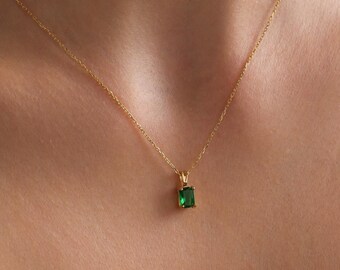 14K Solid Gold Emerald Necklace: Rectangle Birthstone Pendant, Baguette Cut Necklace