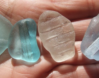 Four beautiful fragments, modeled, cornflower, aqua, white 336