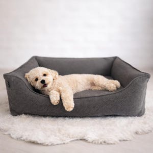 Cama rectangular para perros: cómoda y lavable, con funda extraíble.
