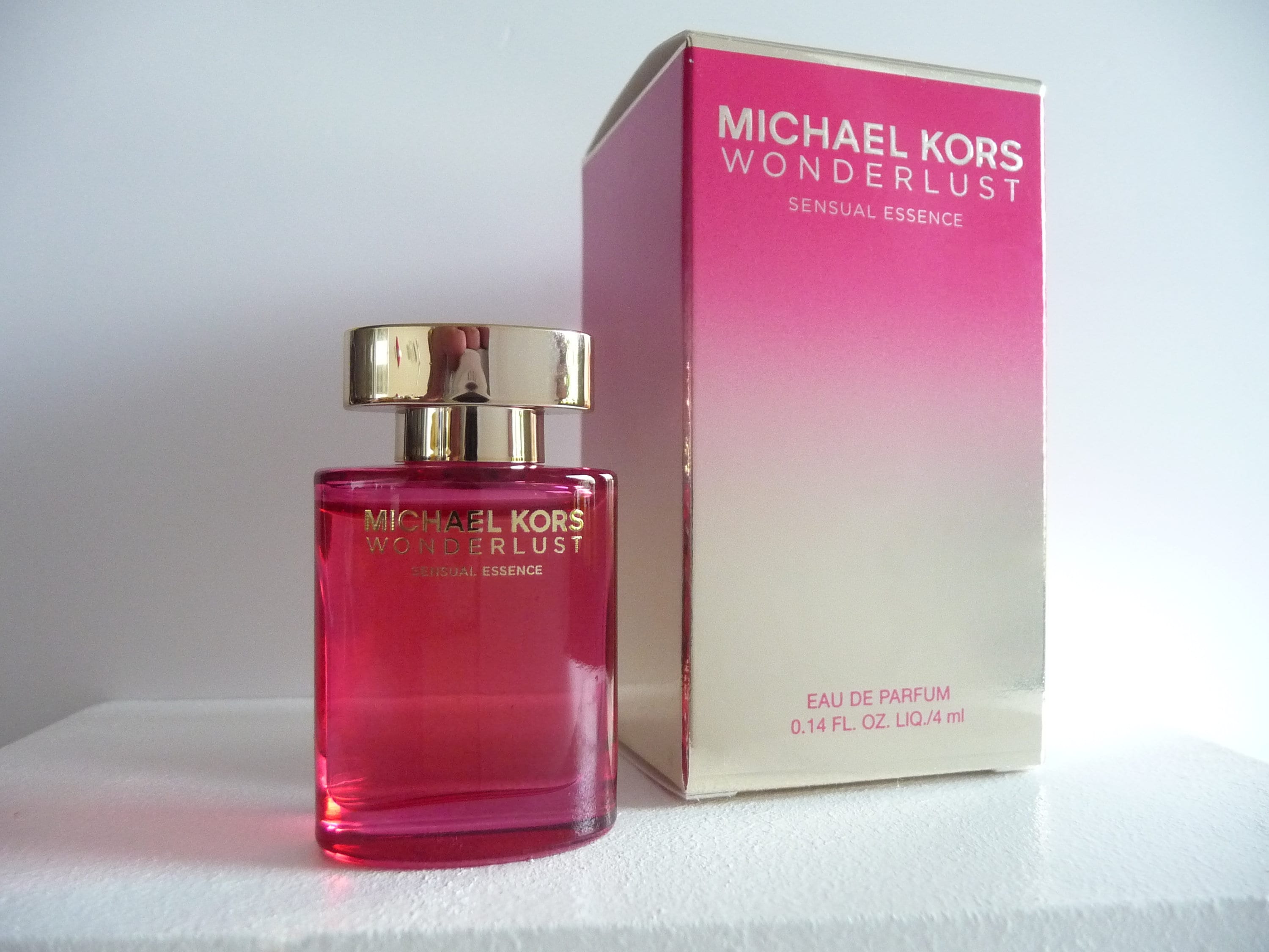 Sammler Parfüm Miniatur Wonderlust Sensual Essence 4ml Eau de Parfum Splash Mini Größe Flasche Kein Spray