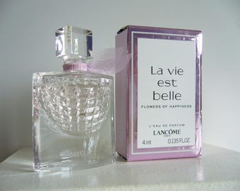 新品未使用❣️ランコム　ラブィエベル フラワーズ オブハピネス ミニ香水4ミリ Collectible Miniature Lancome La Vie Est Belle Flowers of