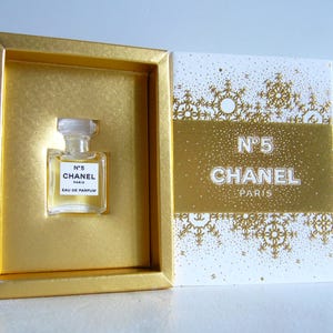 Sammlerstück Parfüm Miniature no 5 Eau De Parfum 1,5ml Weihnachtsedition Mini Size Flasche