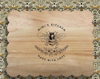 Wedding Gift Cutting Board Personalized, Charcuterie, Couple Wedding Gift, Engagement Gift, Bridal Gift, Gift for Mom/Grandma