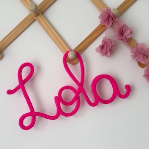 Decoración de pared personalizada con nombre, letrero minimalista para habitación infantil, palabras de alambre tejidas a mano.