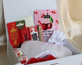 Pamper Hamper |  Hug in a Box | Beauty Gift | Gift for Her | Special Occasions  | Bestie, Mum, Sister | Spa in a Box | For Her