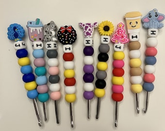Handmade silicone beaded crochet hook / crochet hook / animal crochet hook / decorated crochet hook size 15mm beads