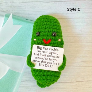 Emotional Support Pickle,Positive Pickle,Big Fan Pickle,Handmade Crochet Pickles,Crochet Pickle,Desk Decor,Christmas Gift zdjęcie 8
