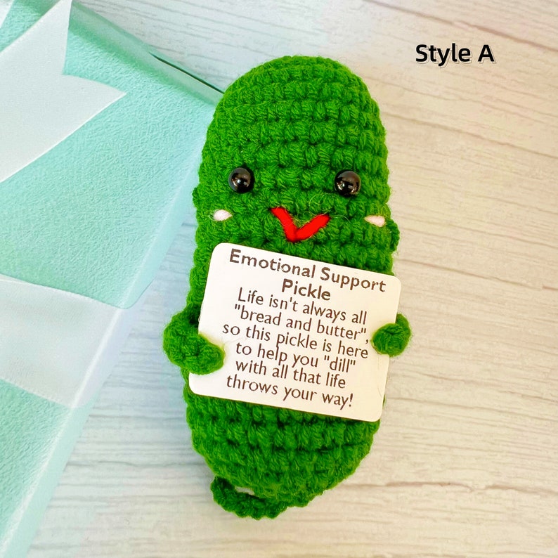 Emotional Support Pickle,Positive Pickle,Big Fan Pickle,Handmade Crochet Pickles,Crochet Pickle,Desk Decor,Christmas Gift zdjęcie 6