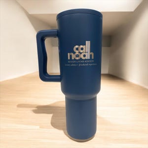 SIMPLE MODERN Custom Engraved 40 oz Tumbler, Graduation Gift, custom business logo, bridesmaid gift, pets, teacher gift
