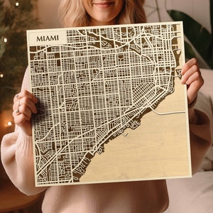 Carte en bois multicouche de Miami - décoration teintée 3D, souvenir de la Floride, art de Miami au laser