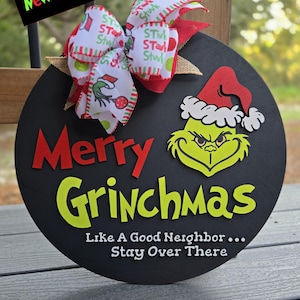 Merry Grinchmas Door Hanger: Funny Christmas Welcome Sign