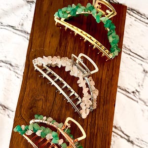 Handmade Crystal Claw Clip – Wire Wrapped Hair Clip with Pink or Green Stones – Boho Crystal Hair Accessory – Hair Clip Gift for Her