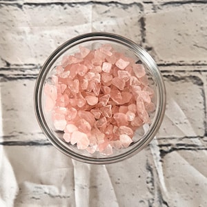 Tiny Rose Quartz Crystals–Mini Stones for Jewelry, Crafts & DIY Projects-Pink Quartz Stones-Boho Craft Supplies-Hair Accessory Supplies