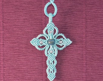 Collar de cruz de macramé - Regalo religioso hecho a mano - Ajustable y hecho a mano