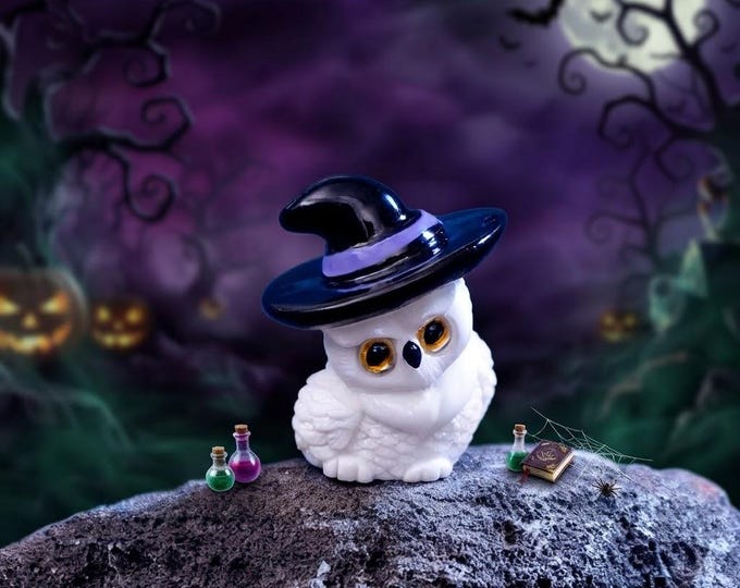 Miniature Owl with Purple Wizard Hat, Halloween Dollhouse Spooky Witch Decor, Magic Fairy Garden