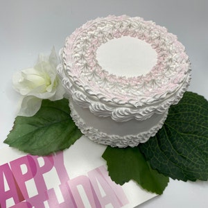 Handgemachte künstliche Kuchenbox für Vorschläge, Geburtstage, Andenken und Geschenke