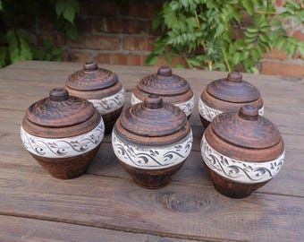 Handmade Stoneware Pot with Lid, Rustic Ceramic Crock, Garlic Keeper, Bean Pot, Pottery Kitchen Storage Jar