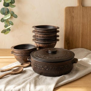 Set da zuppa in ceramica fatto a mano per 6 persone / Zuppiera in ceramica con 6 ciotole / Servizio da tavola rustico da fattoria / Regalo in ceramica ucraina fatto a mano