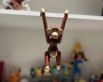 Wooden Monkey Figurine Tabletop Ornament Animal Sculpture Decoration for Home Office