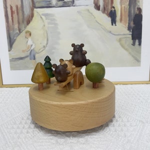 Regalo de cumpleaños Caja de música de madera / Caja de música grabada en madera hecha a mano / Caja de música balancín Regalo ideal para la melodía del castillo navideño en el cielo