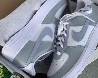 Benutzerdefinierte Nike Air Force 1 Schuhe grau, violett / lila, weiß