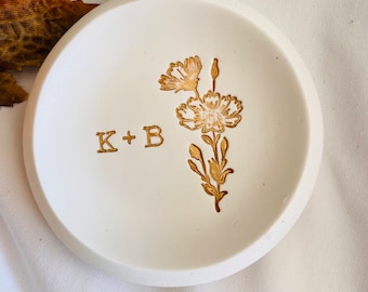 personalized jewelry dish, initials custom ring dish, bridal shower , engagement gift, wedding gift, gift for her, initials, dates, names