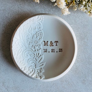 Floral Personalized Ring Dish, Custom Ring Holder, Flower Garden ...
