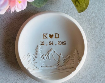 personalized ring dish, mountain top custom jewelry dish, engagement gift, wedding gift, gift for him, couples gift, initials, dates, names