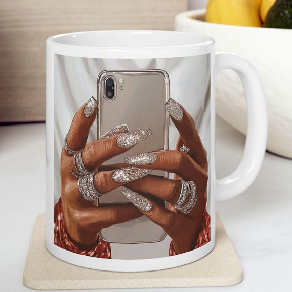 Personlizable Afrocentric Glitter Black Girl Mug | Personalized Name Vertical Text