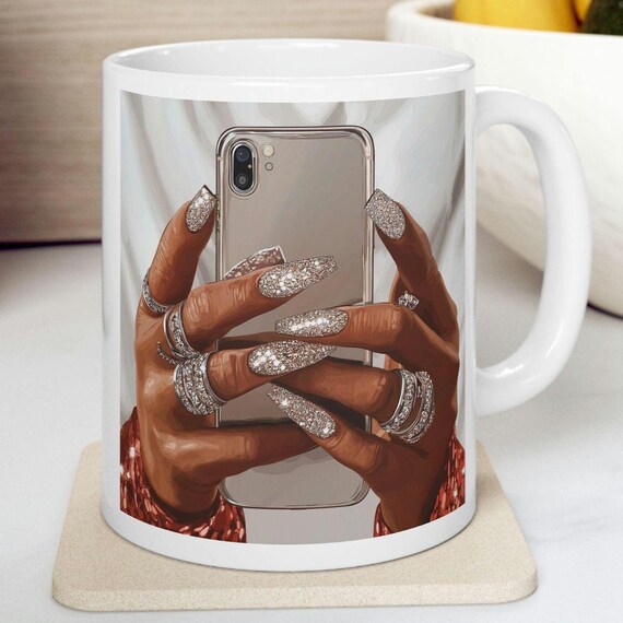 Personlizable Afrocentric Glitter Black Girl Mug | Personalized Name Vertical Text