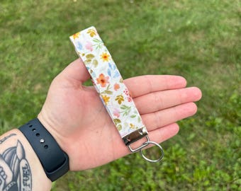 Keychain Wristlet - Fabric Key Fob - Pastel Floral