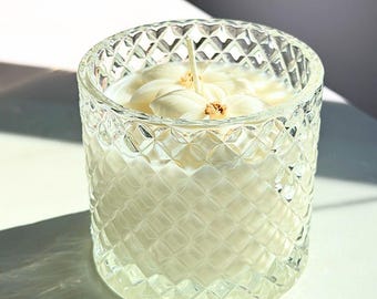 Yuzu Citrus Grove Candle, Clean Citrus & Wood Candle, Fresh Uplifting Home Fragrance