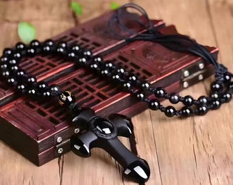 Collier pendentif croix en obsidienne noire fabriqué à la main - Amulette de protection en pierre naturelle pour homme et femme