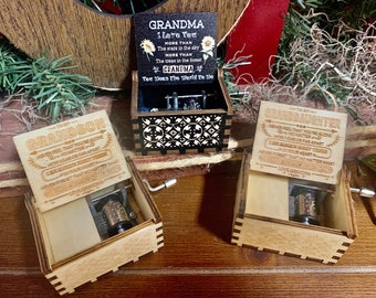 Caja de música "Eres mi sol", caja de música para abuela, caja de música para nieto, caja de música de madera para abuela y nieta, regalo para abuelo "Eres mi sol".