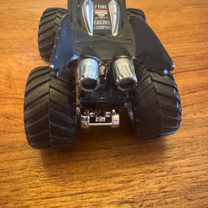 2003 Hot Wheels Monster Jam Truck Batman BATMOBIle TRUCk 1:43 Bild 6