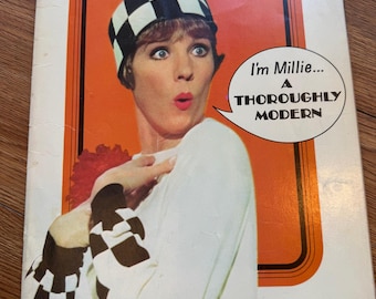 Grondig modern Millie 1967 souvenirprogramma Julie Andrews Carol Channing