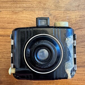 VINTAGE Eastman Kodak brownie camera Bakelite untested condition as-is