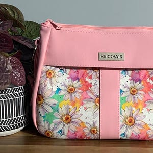 Crossbody Bag Pink with Daisy Flowers