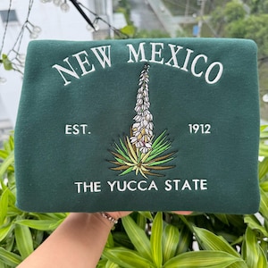 Embroidered New Mexico Yucca State Sweatshirt | Custom US State Flowers Embroidery Crewneck | New Mexico 1912 State Gift Shirt Hoodie