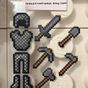 Minecraft Perler Beads: Armadura de Cota de Malha e Ferramentas de Pedra