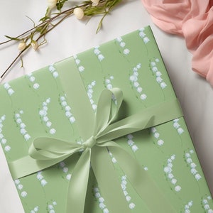 Geschenkpapier, Maiglöckchen Blumen, grüne frische Frühlingsästhetische Geschenkverpackung für Natur- und Blumenliebhaber, einzigartiges elegantes Geschenk