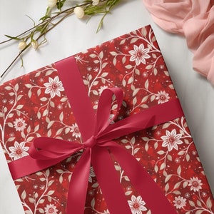 Elegancki papier do pakowania prezentów z motywem kwiatowym, czerwone opakowanie świąteczne, stylowy papier świąteczny, piękne opakowanie prezentów na urodziny, specjalna okazja