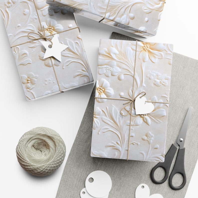 Papier cadeau floral blanc, emballage cadeau de mariage élégant vintage image 4