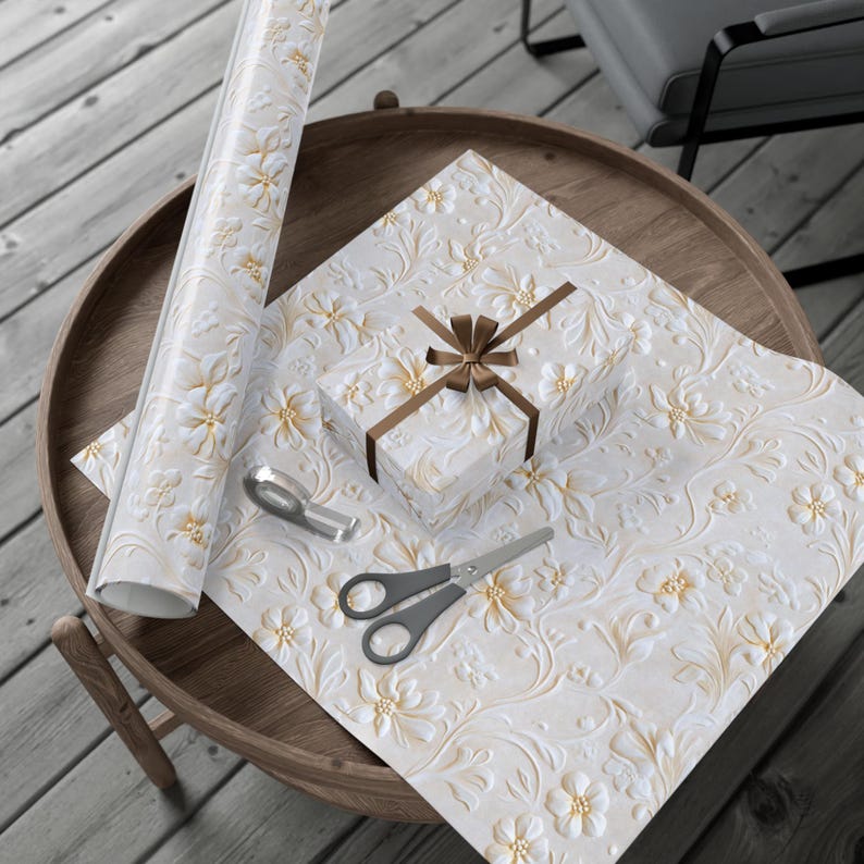 Papier cadeau floral blanc, emballage cadeau de mariage élégant vintage image 7