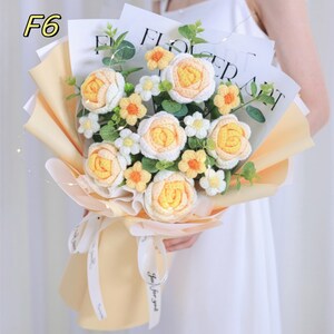 Handgefertigte Häkelblumensträuße, Rosen, Lilien, Nelken und Handblumen, fertige Blumen, Geburtstagsgeschenke, Muttertagsgeschenk F6